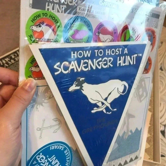 NWT How to Host a Scavenger Hunt Game - Picture 3 of 4